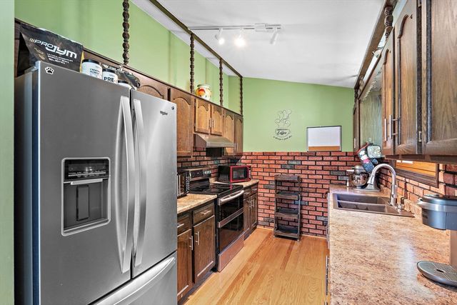 90 Oakmont Ave, Westminster, MA 01473