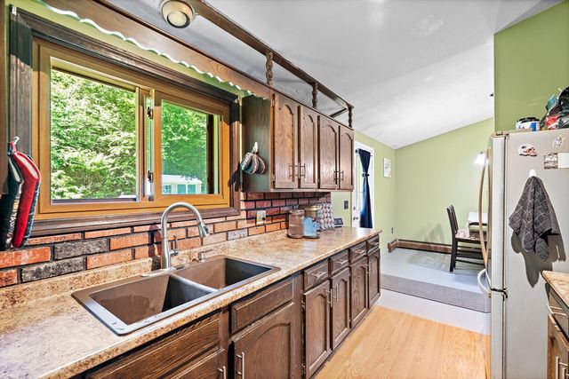 90 Oakmont Ave, Westminster, MA 01473