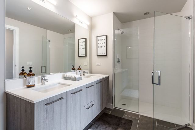 1743 N LEAVITT Street 310, Chicago, IL 60647