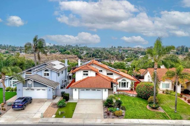 532 JOBE HILL DRIVE, Vista, CA 92081