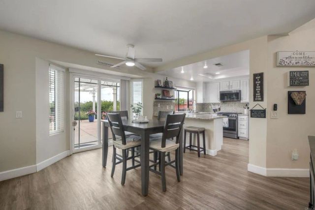 532 JOBE HILL DRIVE, Vista, CA 92081