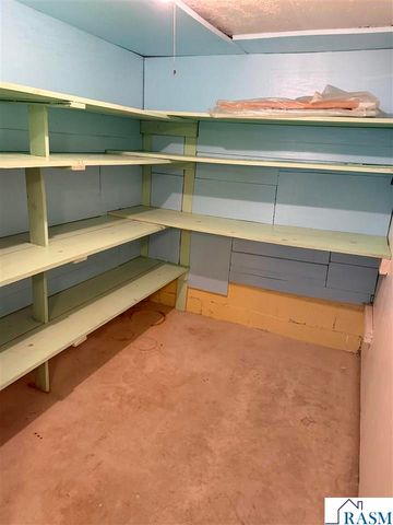 205 Lakeview Drive, Eagle Lake, MN 56024