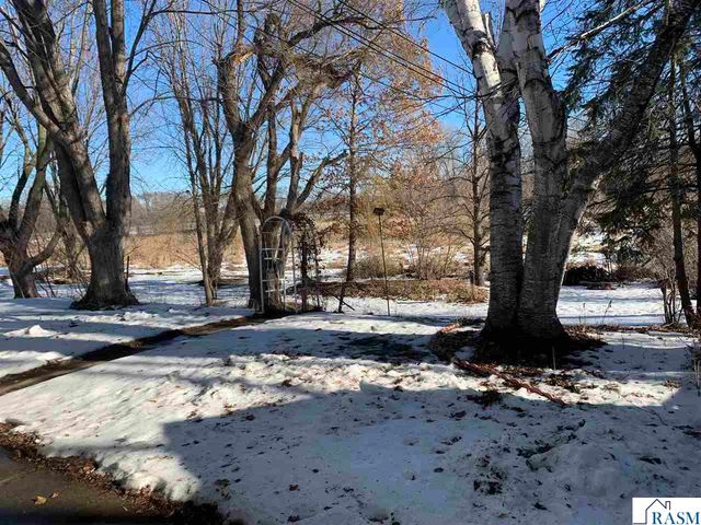 205 Lakeview Drive, Eagle Lake, MN 56024