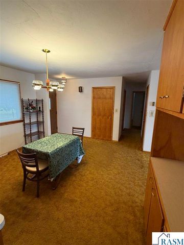 205 Lakeview Drive, Eagle Lake, MN 56024