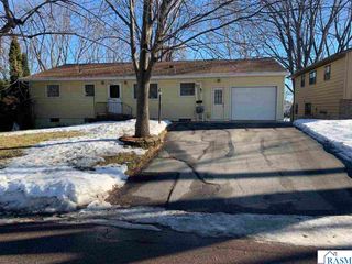 205 Lakeview Drive, Eagle Lake, MN 56024