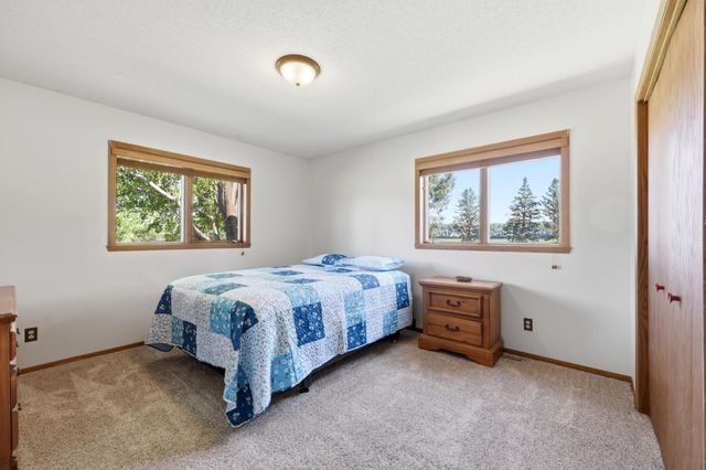 6775 50th Avenue S, Sabin, MN 56580