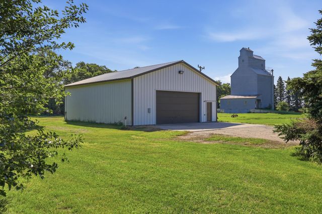 6775 50th Avenue S, Sabin, MN 56580