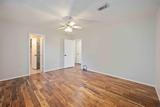 9809 Condor Drive, Conroe, TX 77385