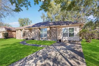 9809 Condor Drive, Conroe, TX 77385