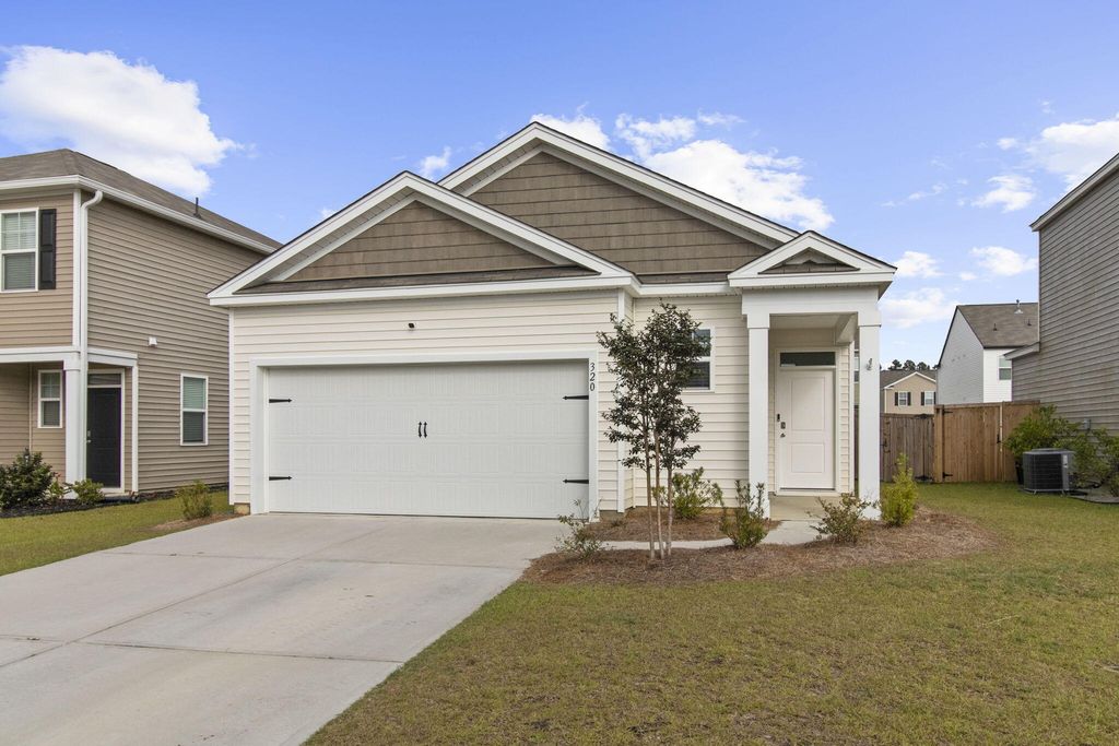 320 Bear Paw Lane, Summerville, SC 29486