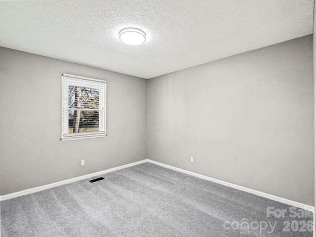 944 Woodland Drive, Shelby, NC 28150