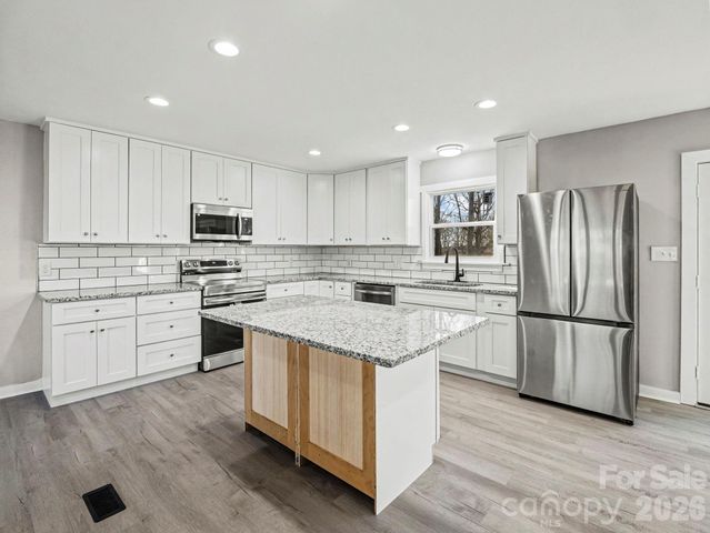 944 Woodland Drive, Shelby, NC 28150