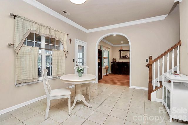 9106 Dogwood Ridge Drive, Charlotte, NC 28227