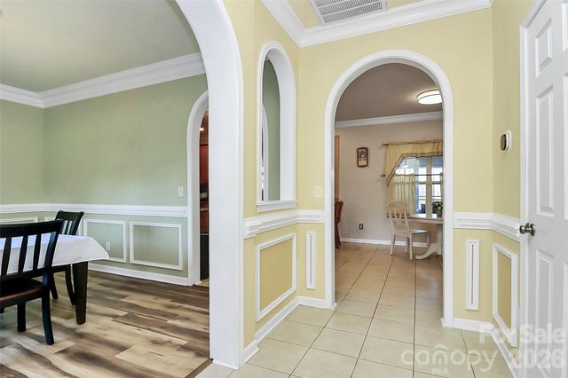 9106 Dogwood Ridge Drive, Charlotte, NC 28227