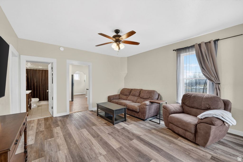 Image 3 of property listing at 77 N 4TH ST, Tooele, UT 84074