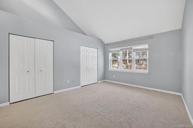 14 Pond View Lane, Ossining, NY 10562