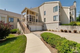 1632 Lake Knoll Drive 1P, Lake St Louis, MO 63367