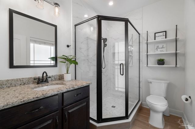 3020 Rosa Del Villa Dr, Gulf Breeze, FL 32563