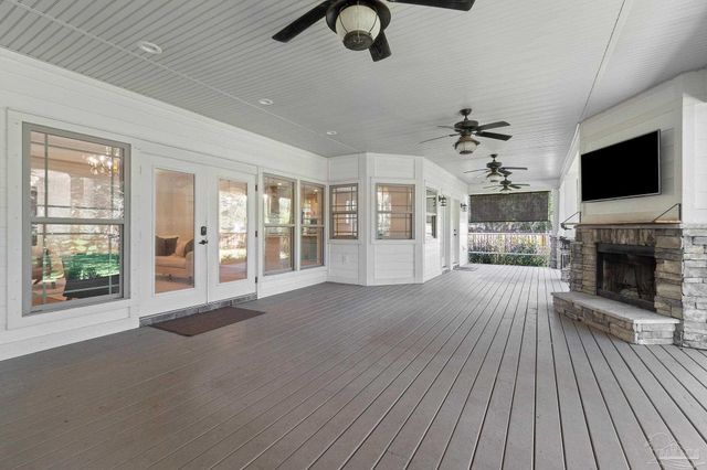 3020 Rosa Del Villa Dr, Gulf Breeze, FL 32563