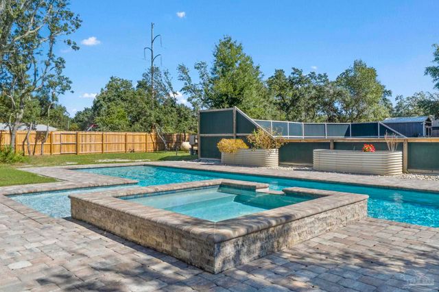 3020 Rosa Del Villa Dr, Gulf Breeze, FL 32563