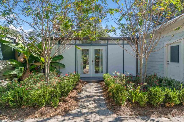 3020 Rosa Del Villa Dr, Gulf Breeze, FL 32563