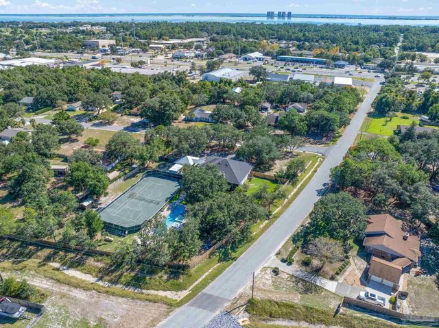 3020 Rosa Del Villa Dr, Gulf Breeze, FL 32563