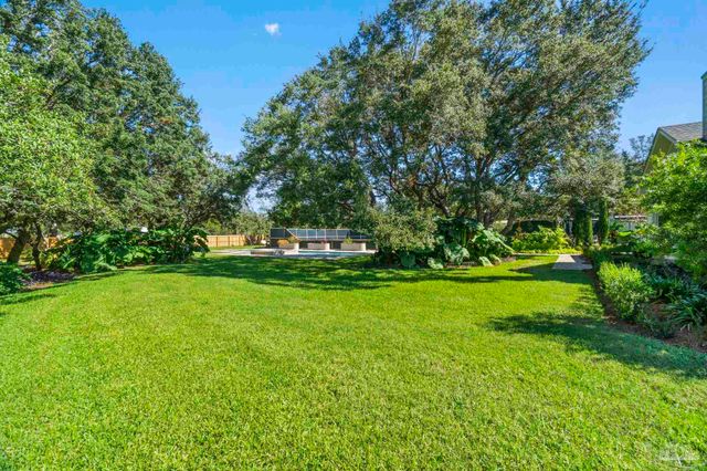3020 Rosa Del Villa Dr, Gulf Breeze, FL 32563
