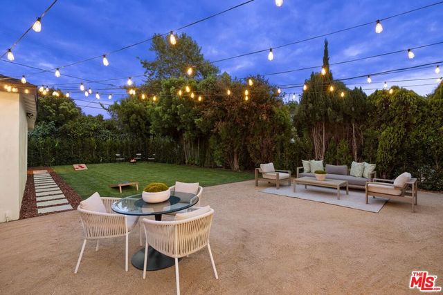 11906 S Park Avenue, Los Angeles, CA 90066