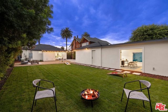 11906 S Park Avenue, Los Angeles, CA 90066
