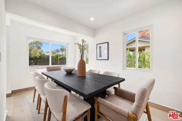 11906 S Park Avenue, Los Angeles, CA 90066