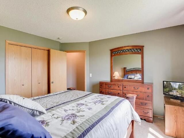 2006 Independence Street S, Cambridge, MN 55008