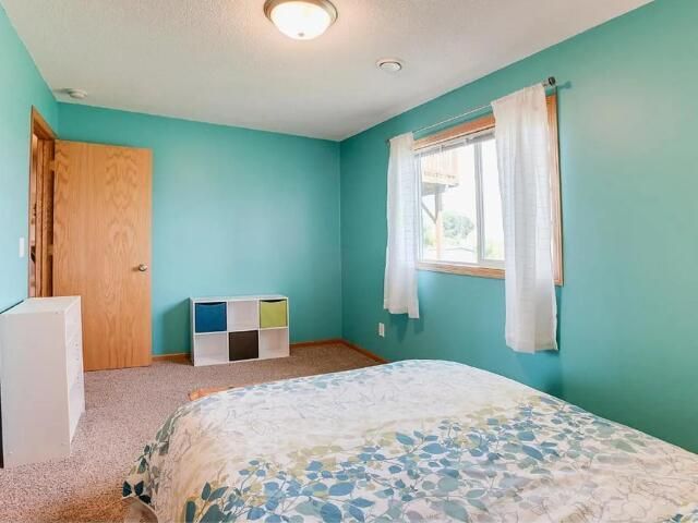 2006 Independence Street S, Cambridge, MN 55008