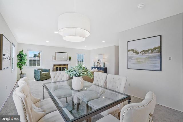 4103 PORT RAE LN, Fairfax, VA 22033