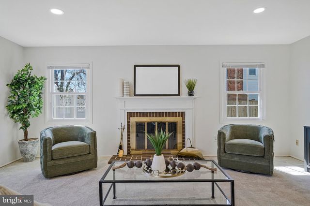 4103 PORT RAE LN, Fairfax, VA 22033