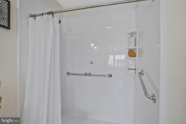 4103 PORT RAE LN, Fairfax, VA 22033