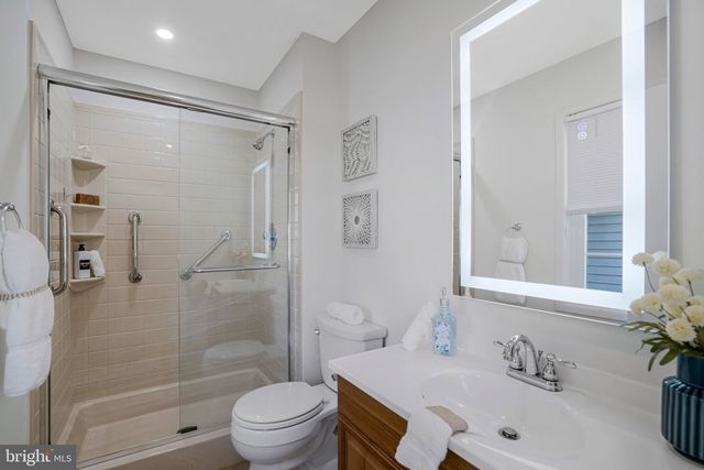 4103 PORT RAE LN, Fairfax, VA 22033