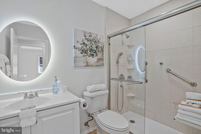 4103 PORT RAE LN, Fairfax, VA 22033