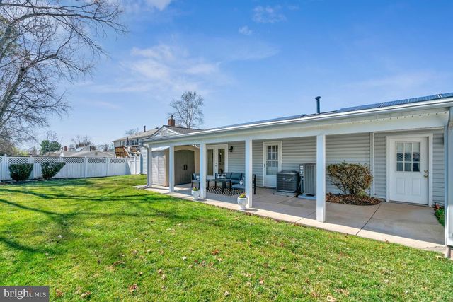 4103 PORT RAE LN, Fairfax, VA 22033