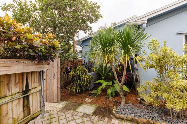 2533 Fillmore St, Hollywood, FL 33020