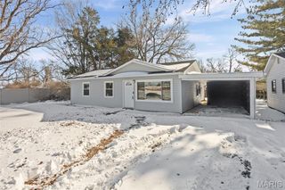 3810 Memorial Drive, Belleville, IL 62226