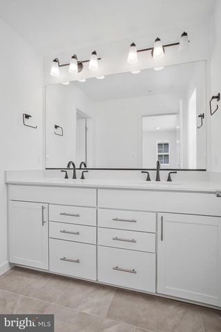 5723 HOWARD DR, Glen Burnie, MD 21061