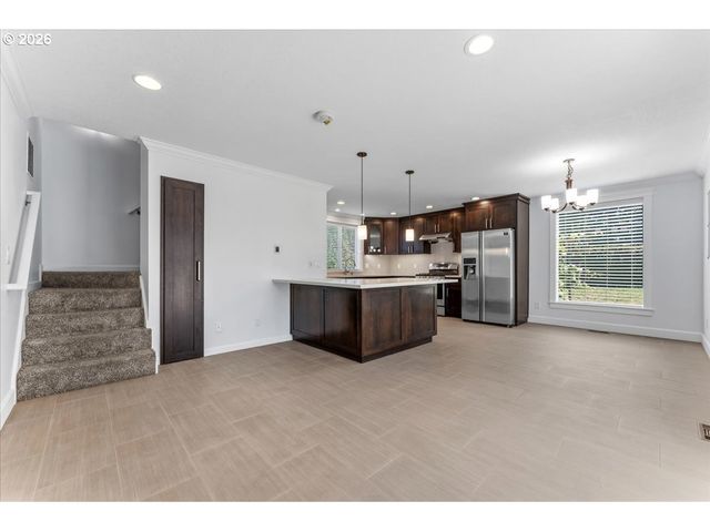 16600 Se SALMON St, Portland, OR 97233