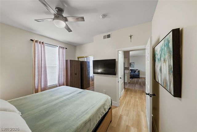 231 West Horizon Ridge Parkway 416, Henderson, NV 89012