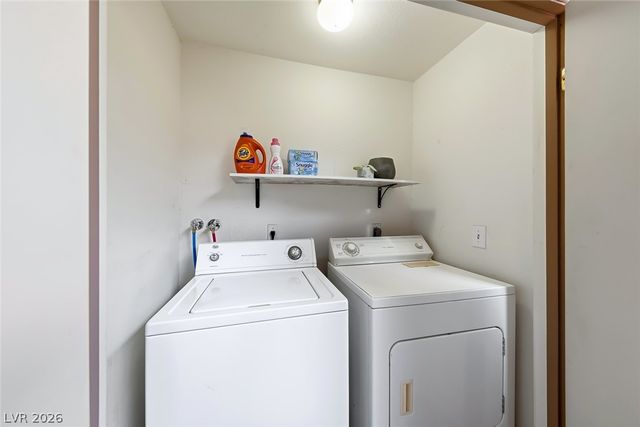 231 West Horizon Ridge Parkway 416, Henderson, NV 89012