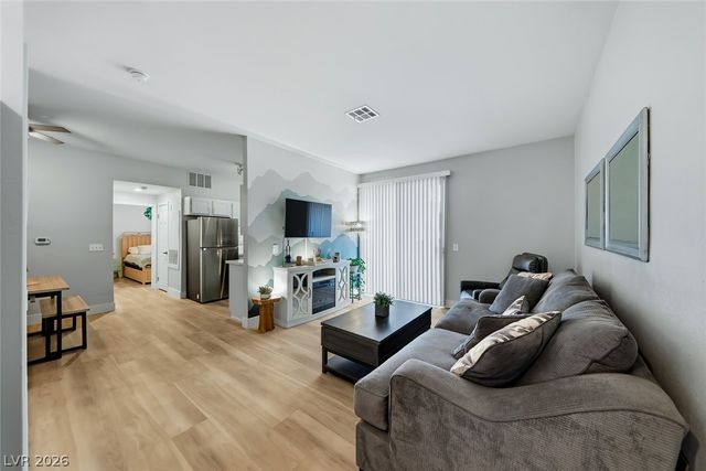 231 West Horizon Ridge Parkway 416, Henderson, NV 89012