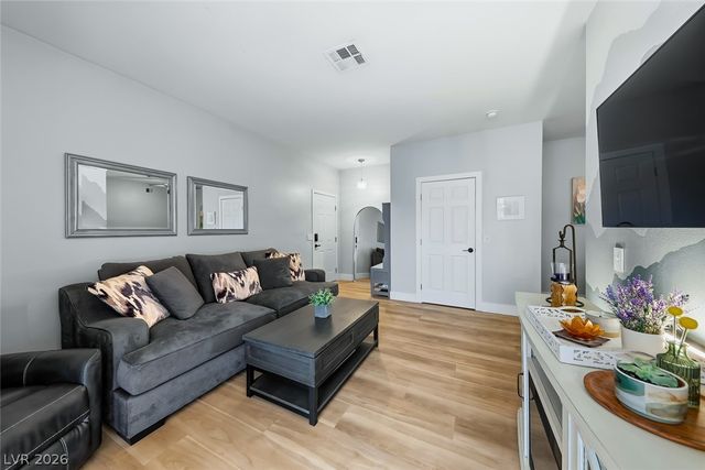 231 West Horizon Ridge Parkway 416, Henderson, NV 89012