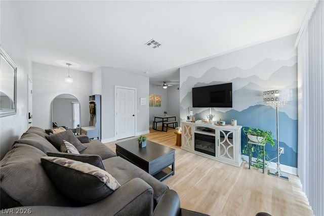 231 West Horizon Ridge Parkway 416, Henderson, NV 89012