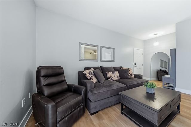 231 West Horizon Ridge Parkway 416, Henderson, NV 89012