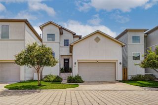 327 Yale Oaks Lane, Houston, TX 77091