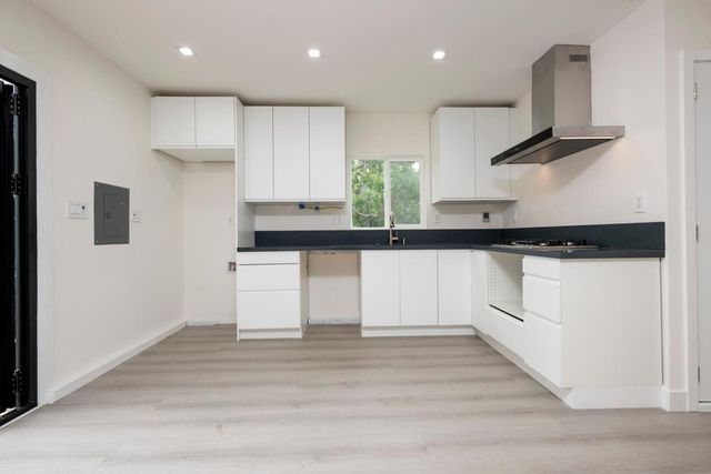 1204 Cortez Avenue, Burlingame, CA 94010